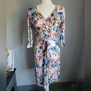 Floral pink faux wrap quarter sleeve Dress - sz large